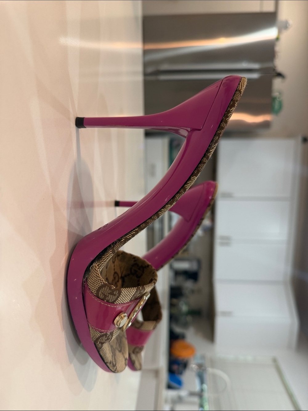 Gucci Tom Ford era 2004 Vintage Brown Monogram Mules with Pink Patent Trim💕💕💘 - Picture 4 of 16
